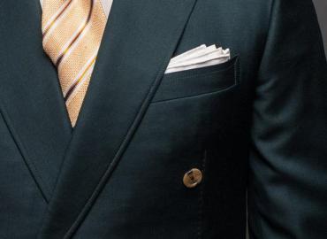 Các Chi Tiết Cần Chú Ý Khi Chọn Vest Nam Công Sở